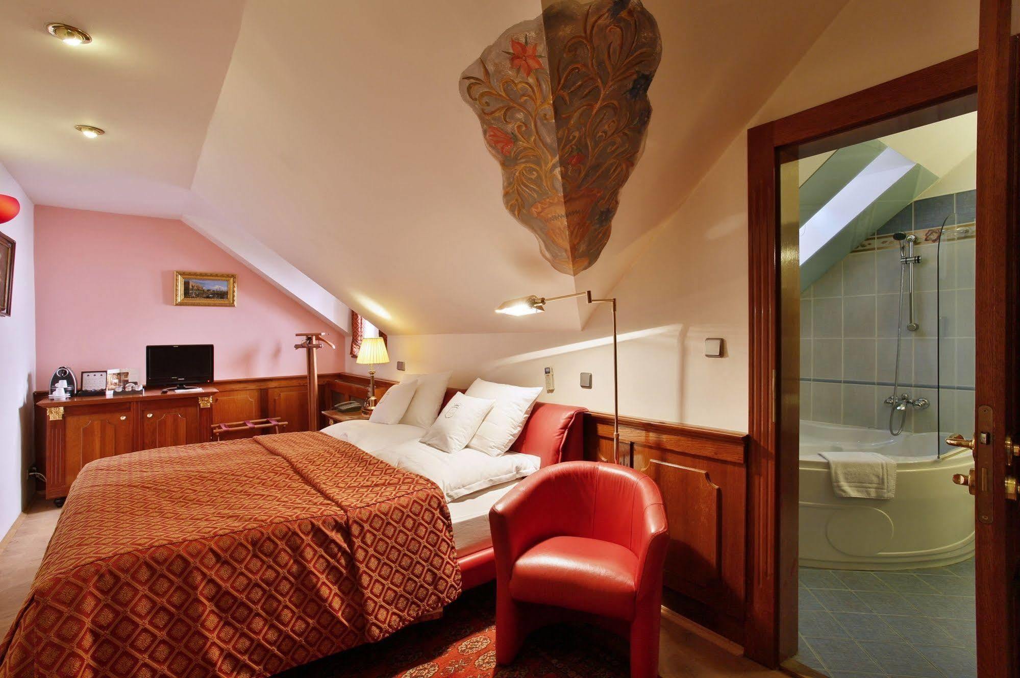 U Pava 4* Praha